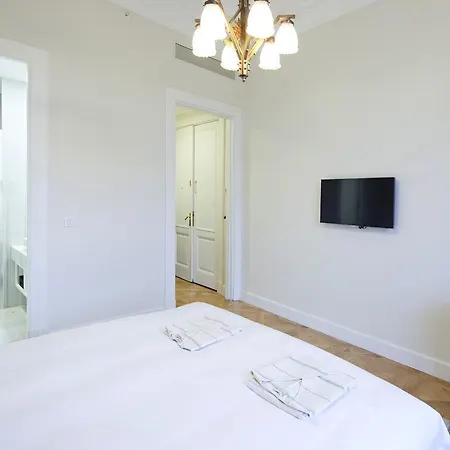 Hotel Armada Pera 4*