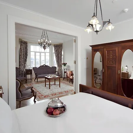 Hotel Armada Pera 4*