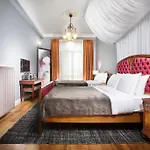 Armada Pera 4*