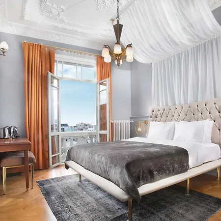 Armada Pera Hotel